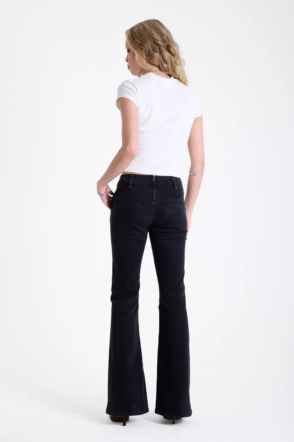The Ragged Priest Alter flare jeans 24 sort low rise