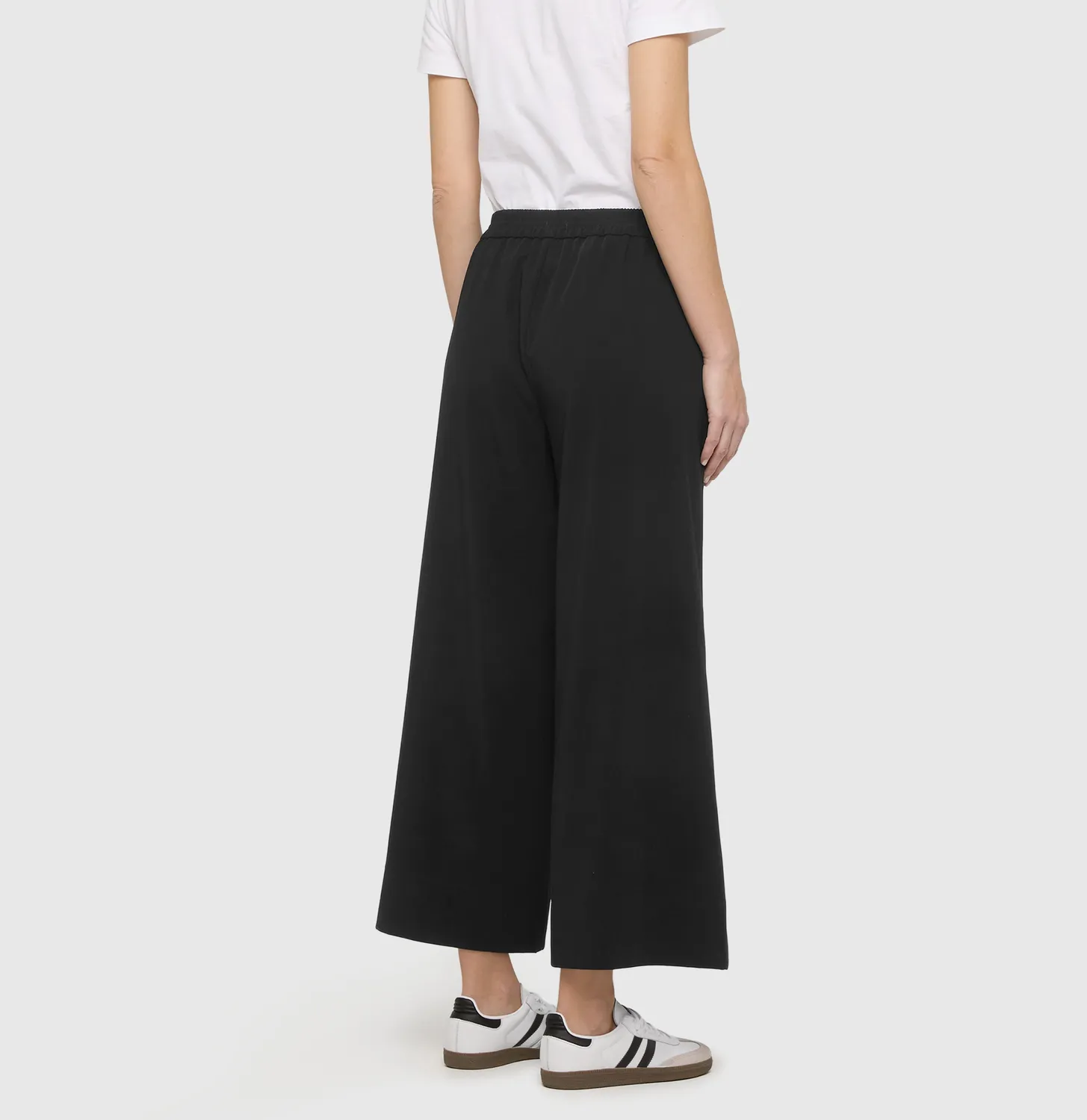 MAC Coralie cropped stofbukser sort wide fit