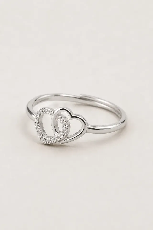 Organsk Intertwined Heart ring sølv justerbar hjertering
