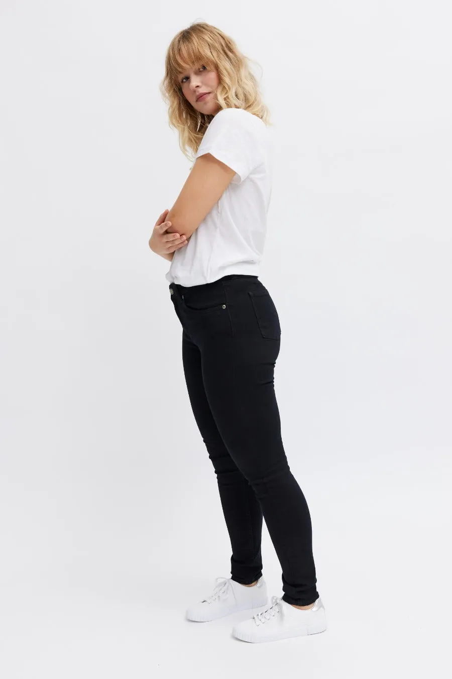 Organsk Breeze Black Sapphire slim jeans sort petite