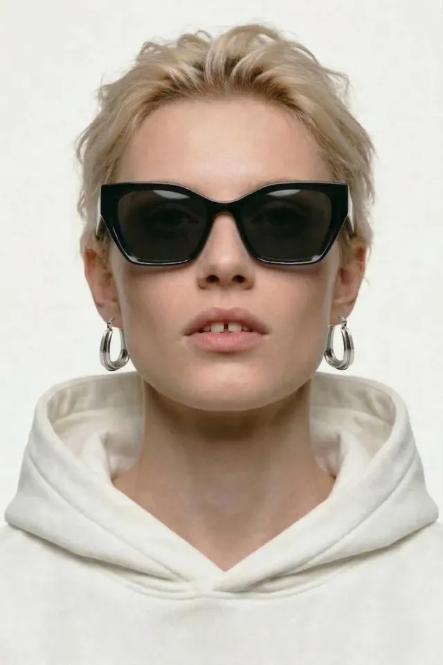Organsk EYE.11 solbriller sort cat-eye polariseret