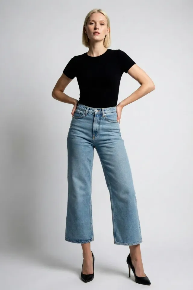 Organsk Wave Shorty jeans lyseblå cropped high waist