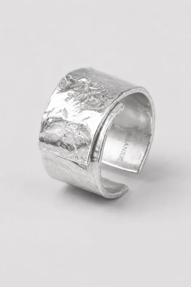 Organsk Hammered ring sølv genbrugssølv justerbar