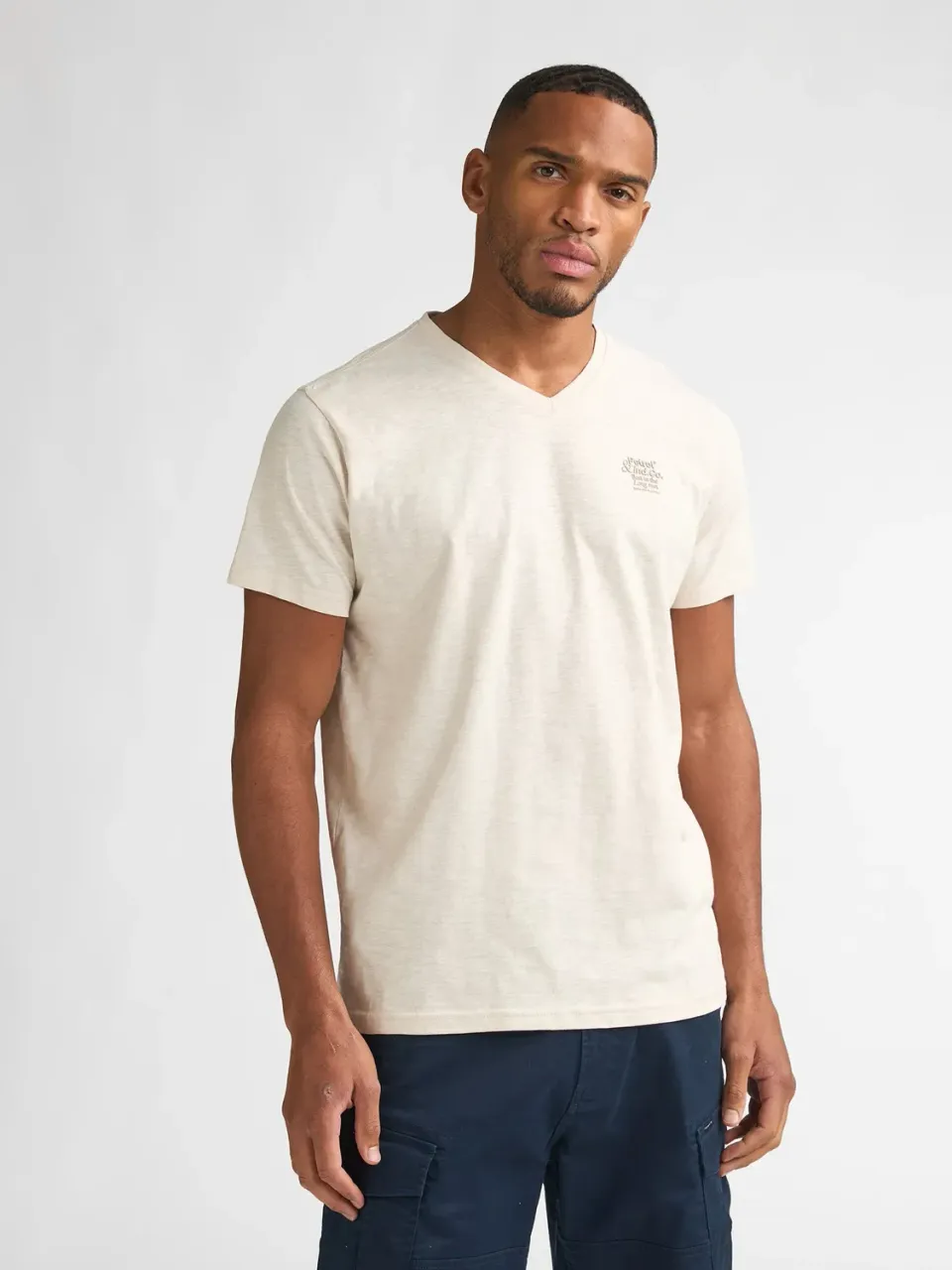 Petrol Industries Brisa t-shirt med V-hals i bomuld