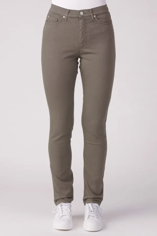 Merrytime Clara Slim jeans olivine grøn pasform