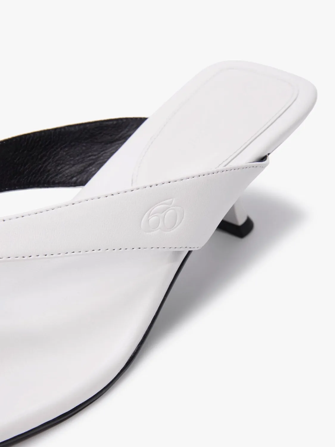 Miss Sixty kitten heel sandaler offwhite lammeskind